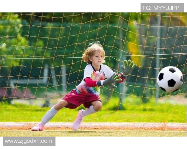 足球明星热身训练精彩瞬间展现运动魅力与团队精神的完美结合